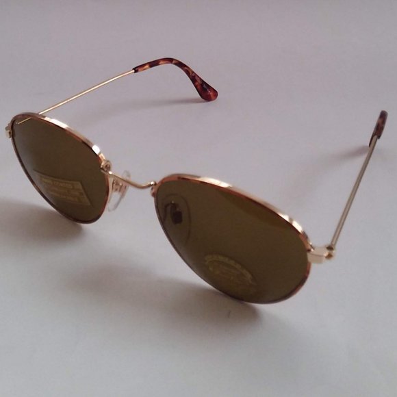 NWT True Vintage 90\'s classic eggshape retro fashion eagle \
